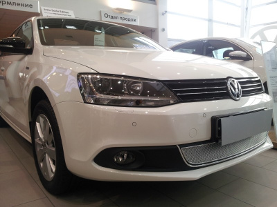 Volkswagen Jetta (11–) Защита радиатора Premium, хром